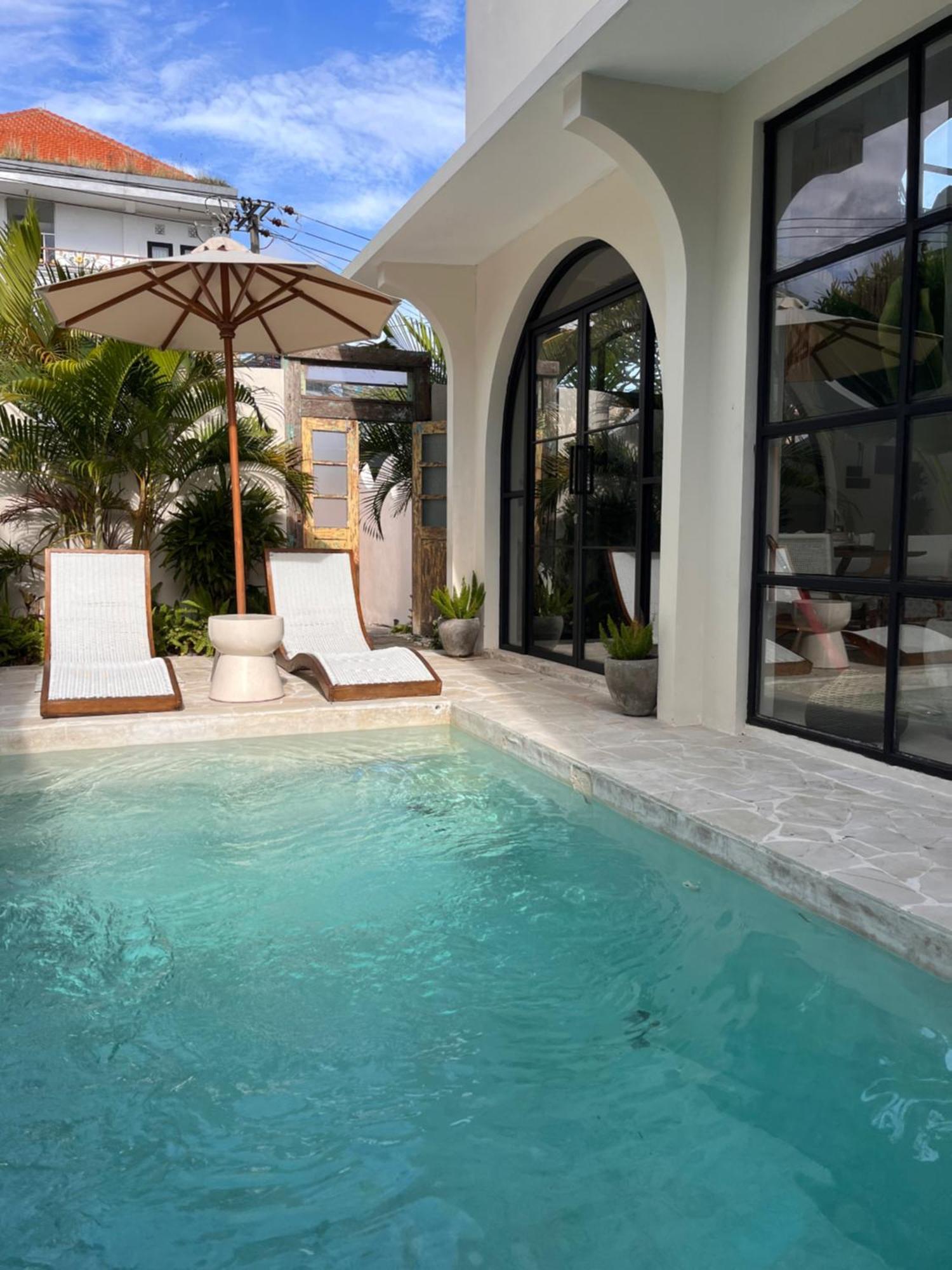 Casa Toledo 1 Bedroom Kerobokan Villa *